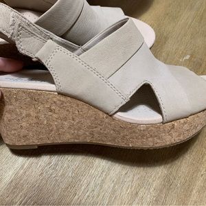 Clarks Gisele wedges new never worn no box
